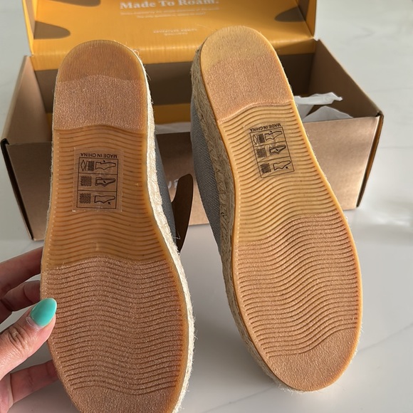 Gorgeous NEW Espadrilles from Soludos brand - Picture 3 of 5